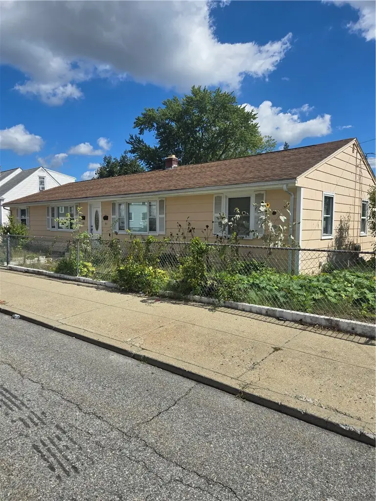 89 Columbia Avenue, Pawtucket, RI 02860 - #3