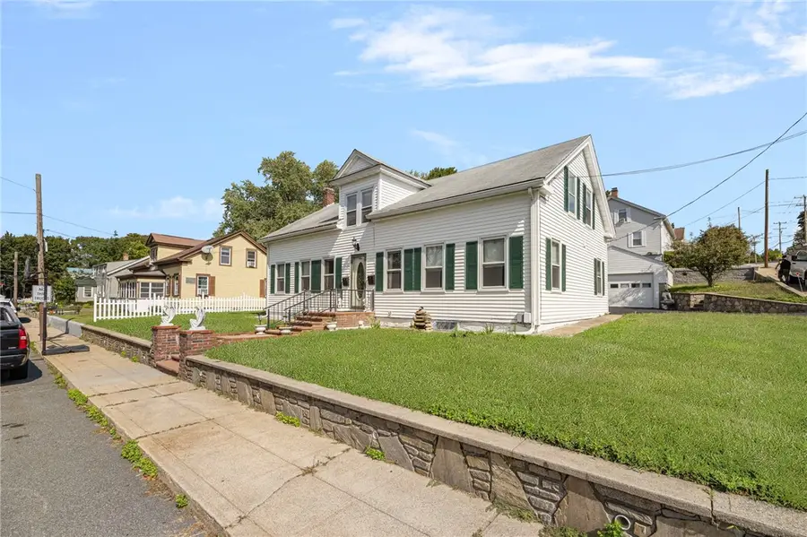 14 Border Street, West Warwick, RI 02893 - #3