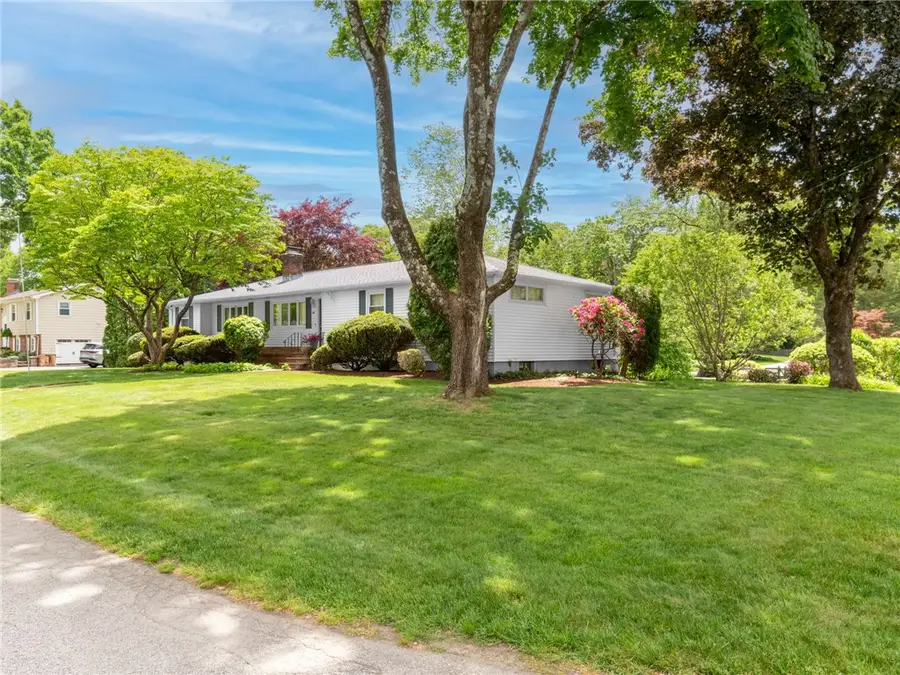 80 Birchwood Way, East Greenwich, RI 02818 - #2