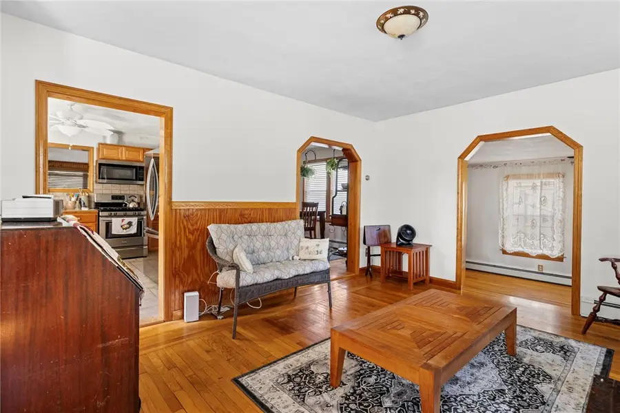 11 Yale Avenue, Warwick, RI 02888 - #3