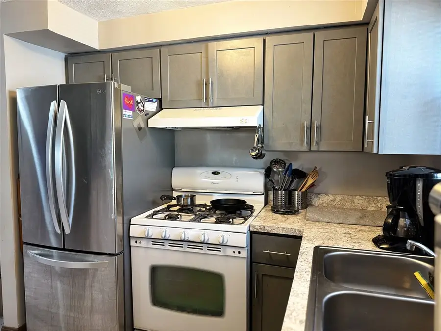 89 Manomet Street, Providence, RI 02909 - #3