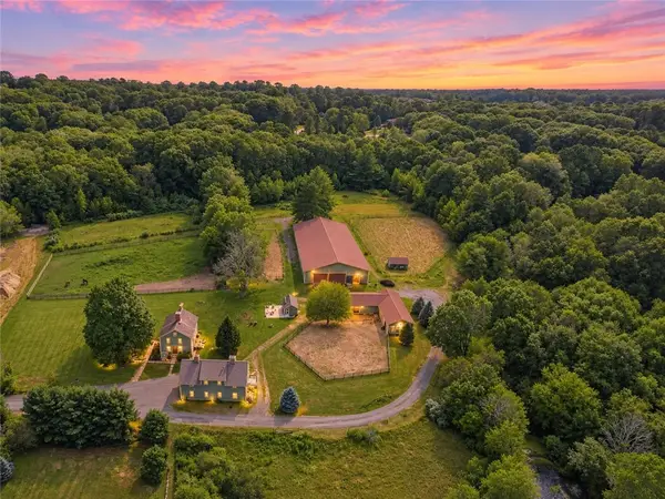 32 Equestrian Way, Cranston, RI 02921