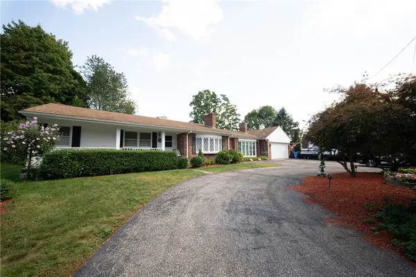 230 Oaklawn Avenue, Cranston, RI 02920