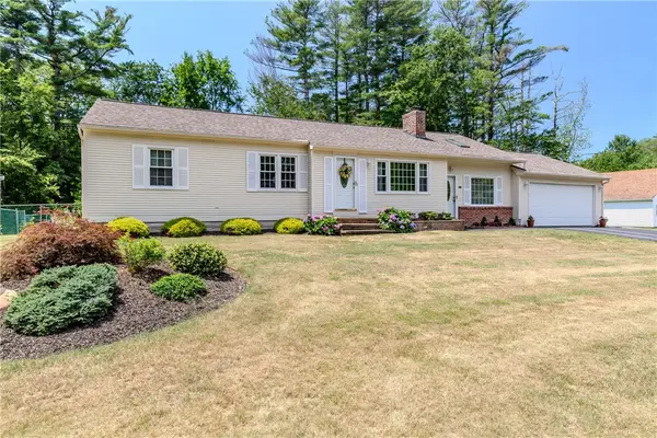 16 Sunnybrook Road, Scituate, RI 02857
