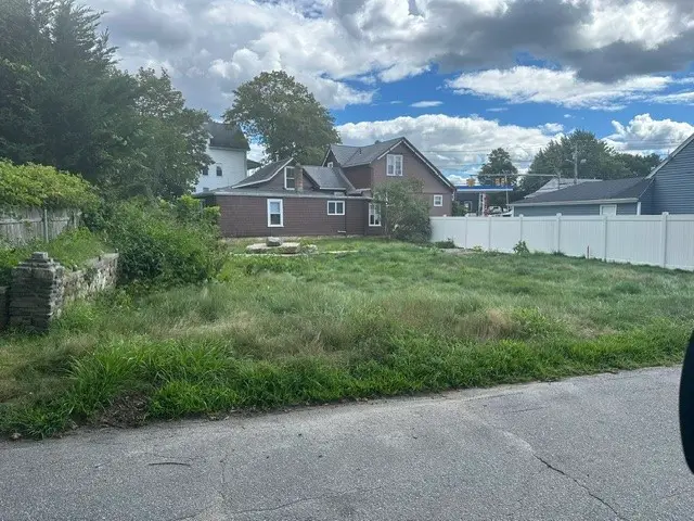 11 Houtmann Street, Cumberland, RI 02864 - #1