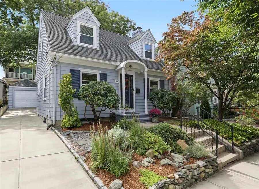 92 Edgehill Road, Providence, RI 02906 - #2