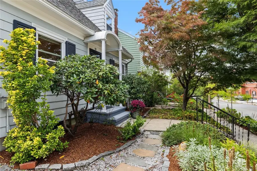 92 Edgehill Road, Providence, RI 02906 - #3