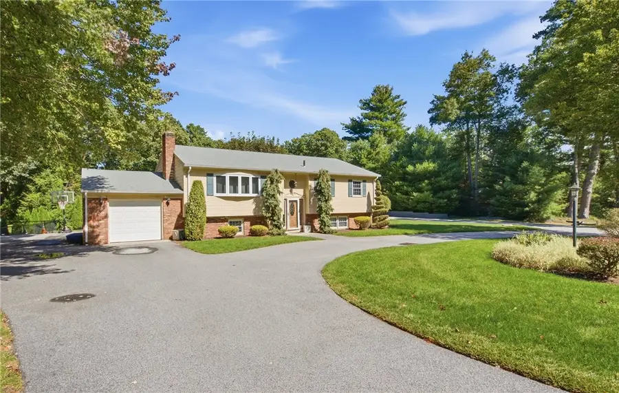 861 Greenville Avenue, Johnston, RI 02919 - #2