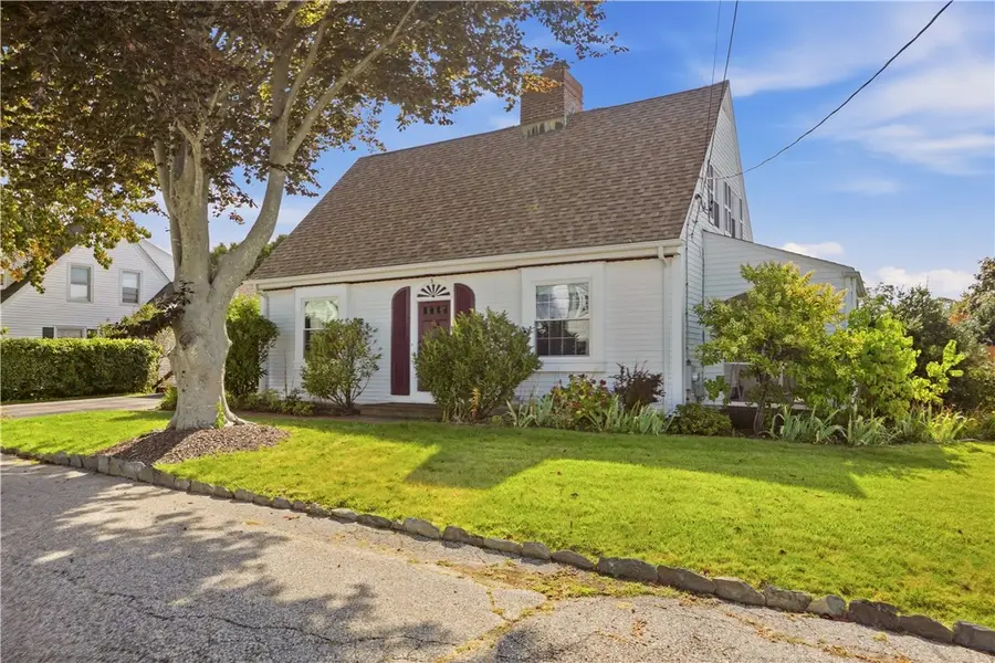 8 Fort Hill Road, Bristol, RI 02809 - #2