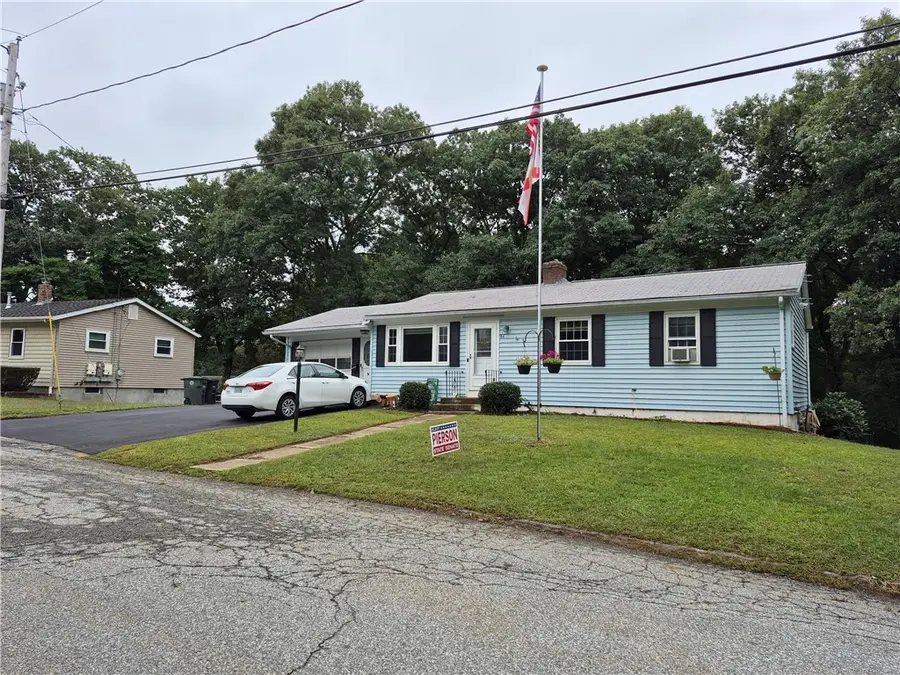 86 Marshall Circle, Coventry, RI 02816 - #3