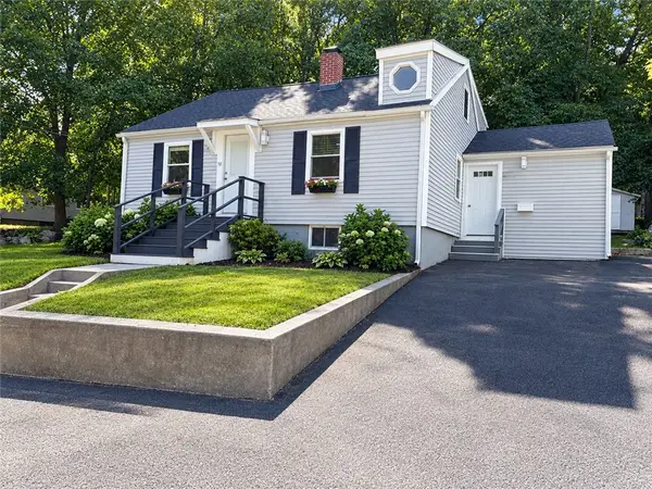 10 Harris Avenue, Johnston, RI 02919