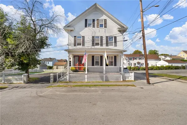 37 Lincoln Avenue #1, Bristol, RI 02809