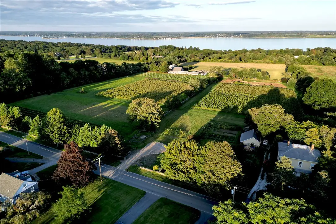 610 Wapping Road, Portsmouth, RI 02871 - #1