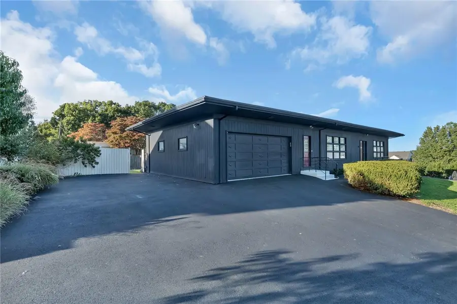 30 Circuit Drive, Cumberland, RI 02864 - #2