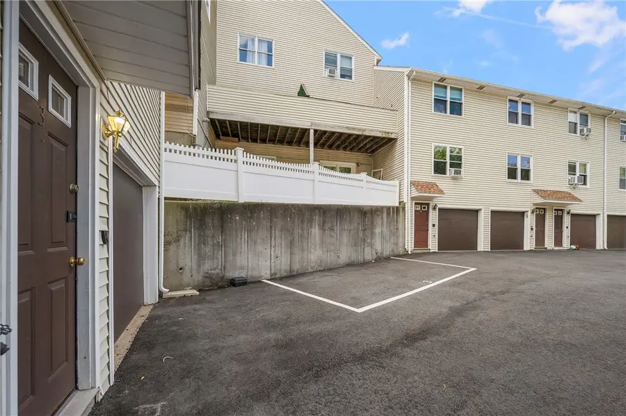 10 Burleigh Street #3, Providence, RI 02904 - #3