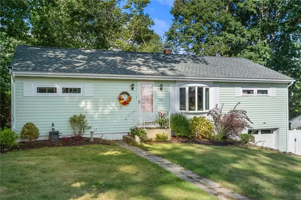 30 Lockwood Road, Cumberland, RI 02864