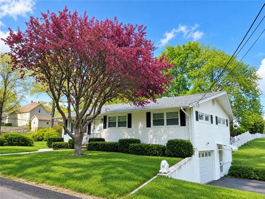15 Spruce Street, Lincoln, RI 02838 - #2