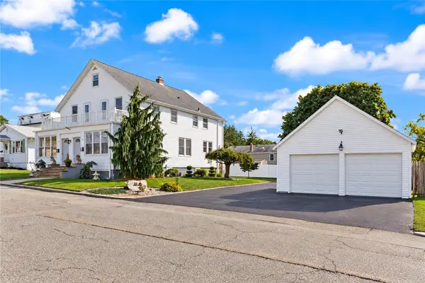 86 Martin Street, East Providence, RI 02914