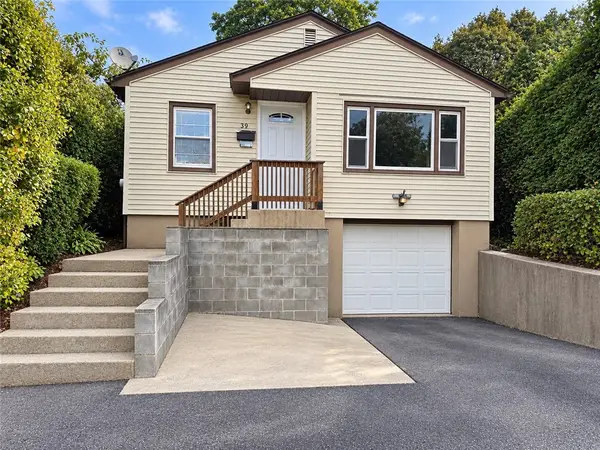 39 Standish Avenue, Providence, RI 02908