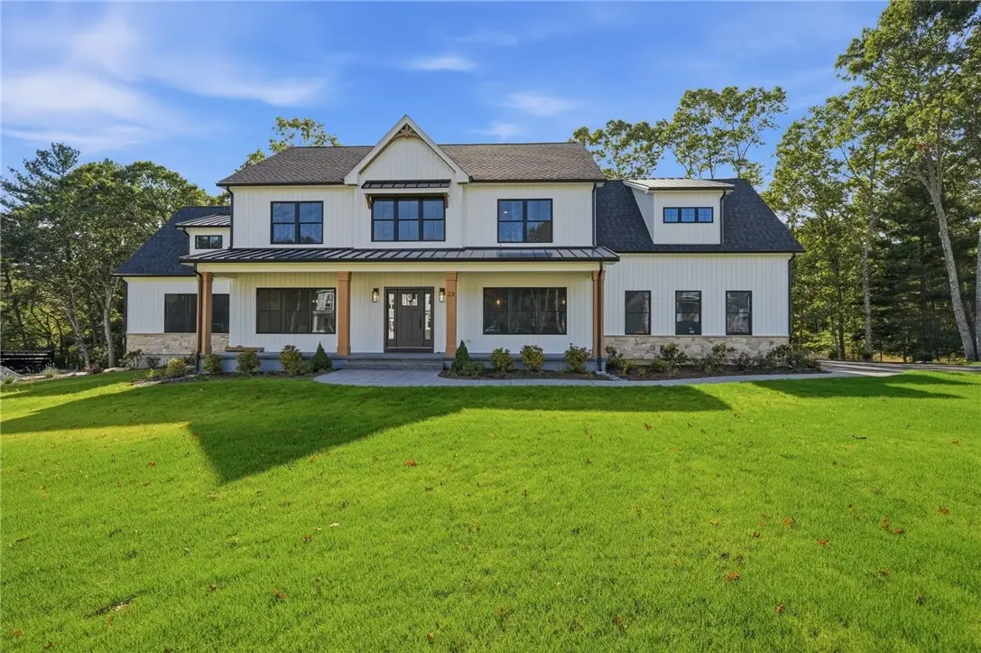 23 Paula Lane, Cranston, RI 02921 - #1