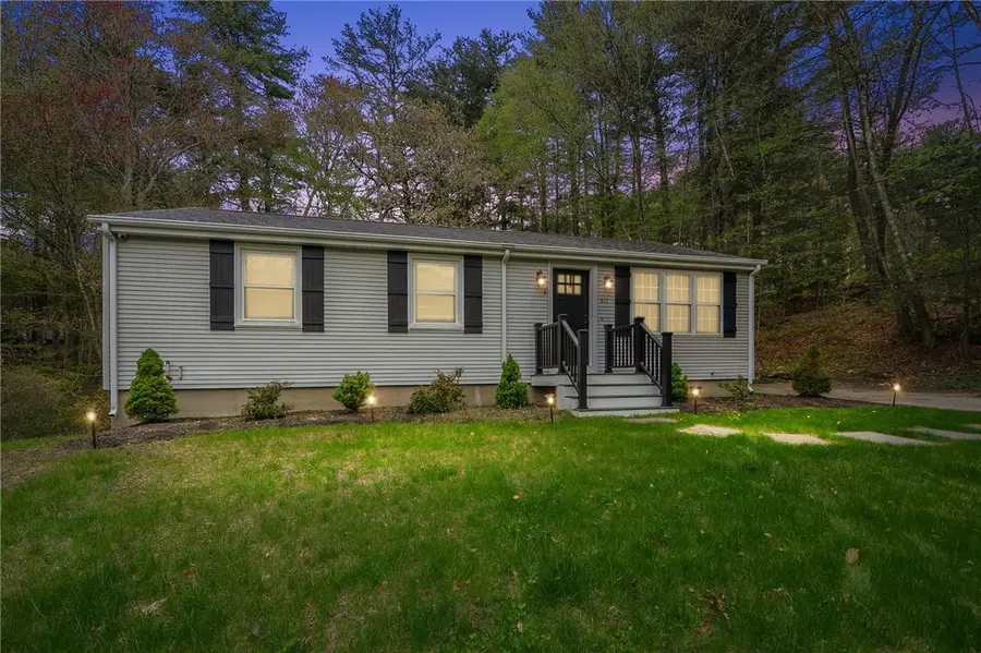 611 Lake Washington Drive, Glocester, RI 02814 - #2