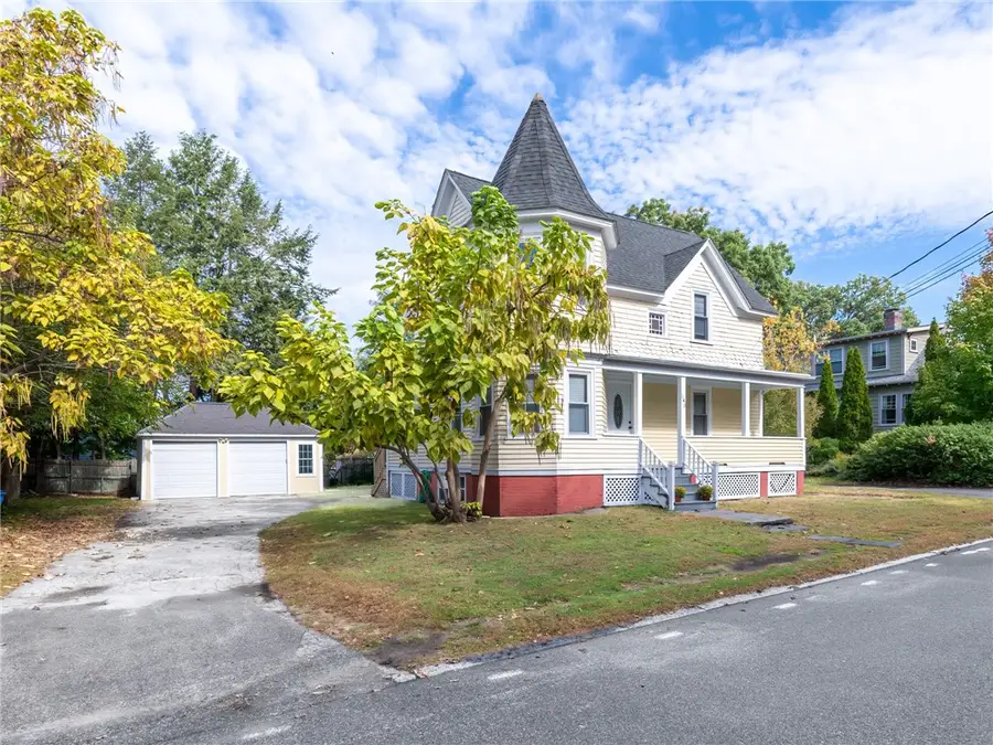 143 Blackamore Avenue, Cranston, RI 02910 - #3