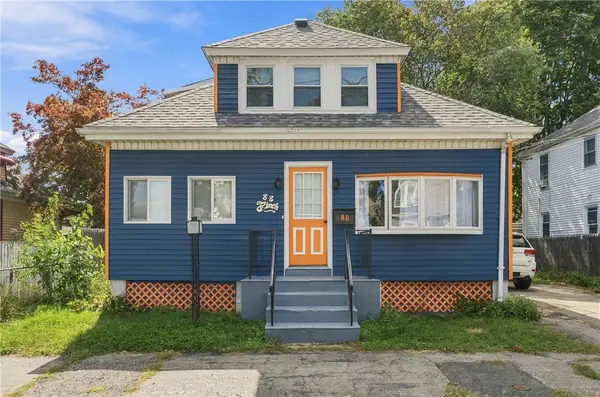 88 Finch Avenue, Pawtucket, RI 02860