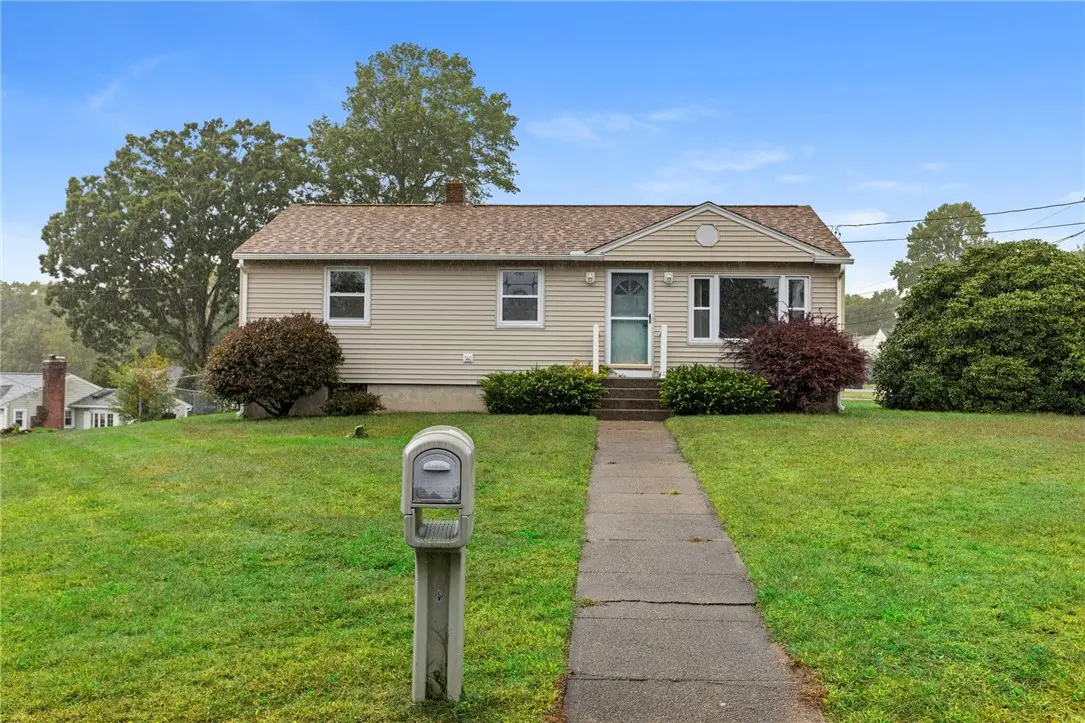 53 Fairgreen Drive, West Warwick, RI 02893 - #1