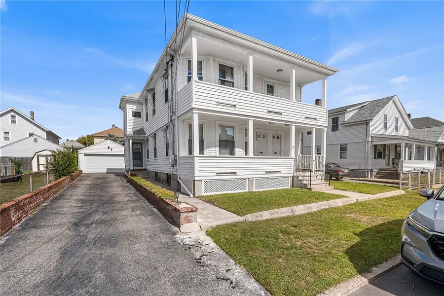 208 Suffolk Avenue, Pawtucket, RI 02861 - #3
