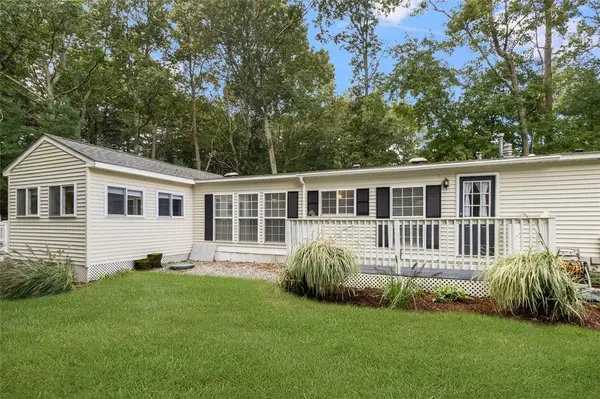 71 Lear Drive, Coventry, RI 02816