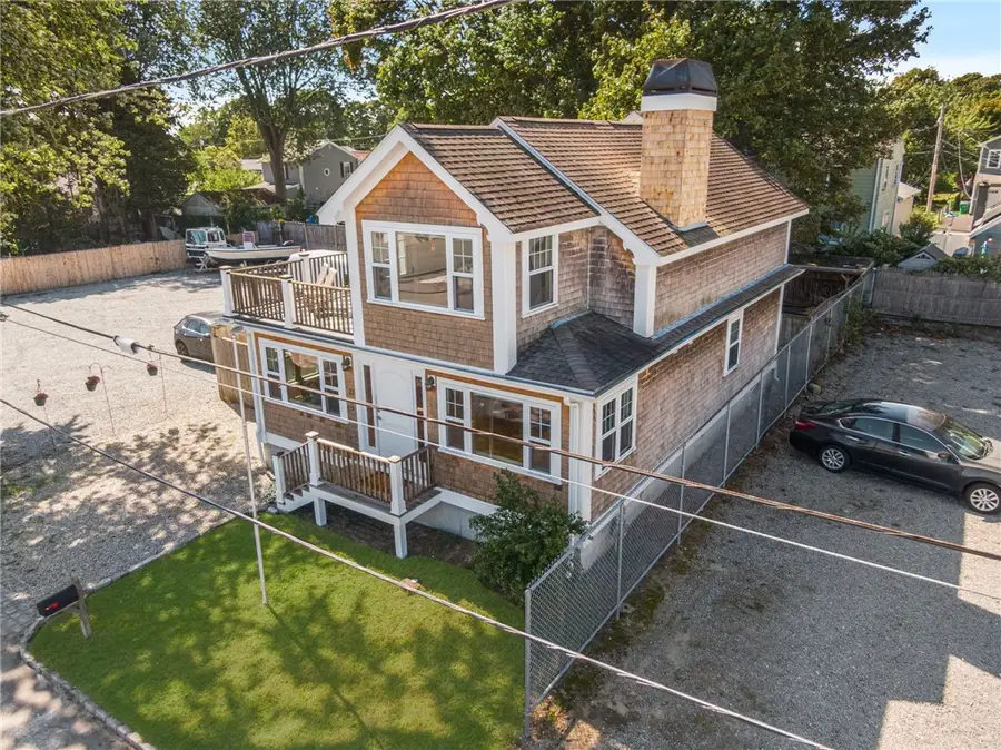 27 Seminole Street, Warwick, RI 02889 - #3