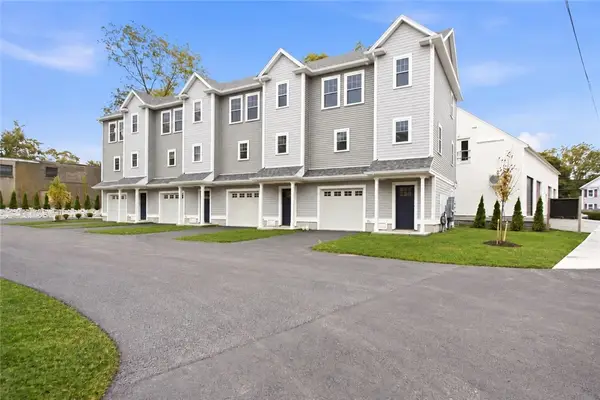 95 Croade Street, Warren, RI 02885