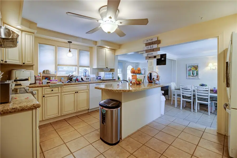55 Jastram Street, Providence, RI 02908 - #3