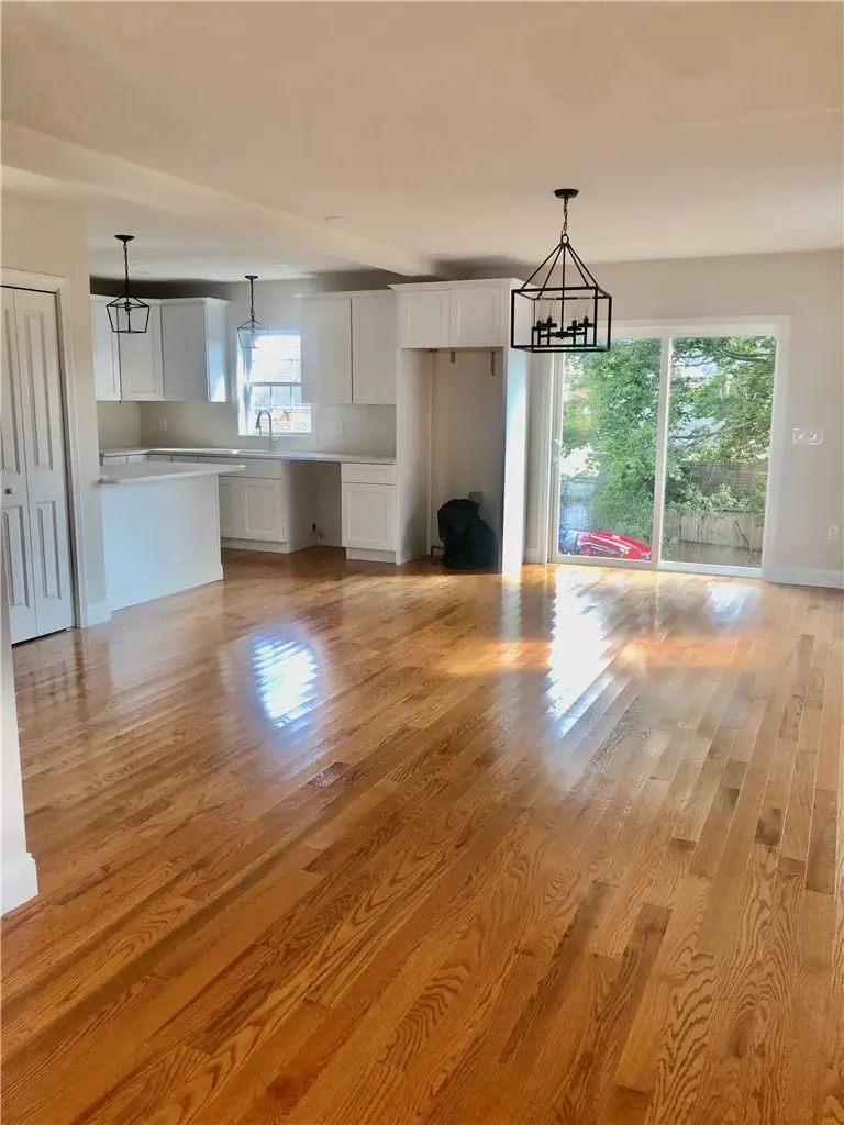 27 Hoppin Avenue, Riverside, RI 02915 - #2