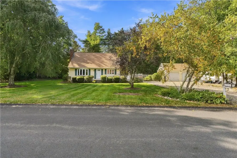 6 Crestmont Drive, Richmond, RI 02812 - #2