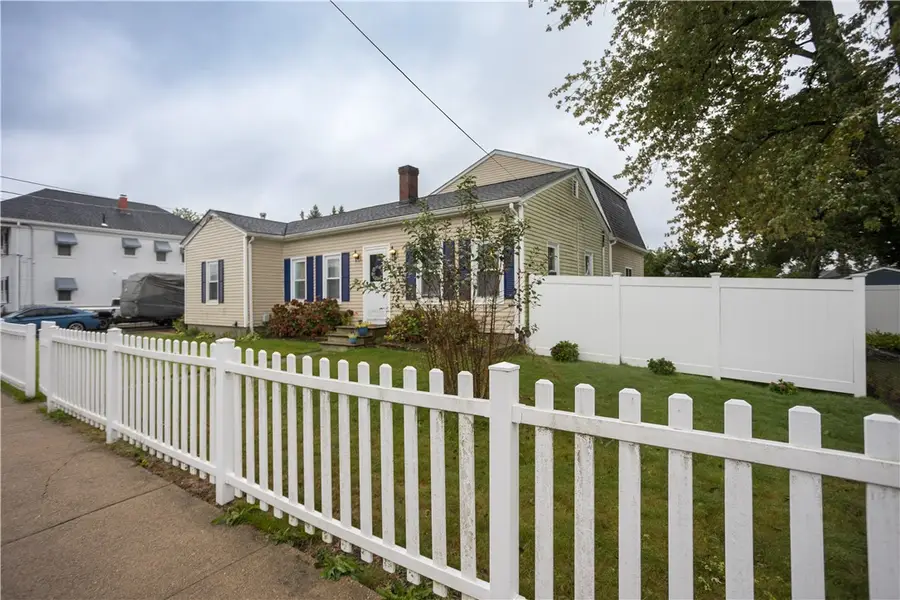 359 Carter Avenue, Pawtucket, RI 02861 - #2