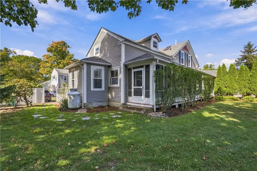 186 Danielson Pike, Scituate, RI 02825 - #2