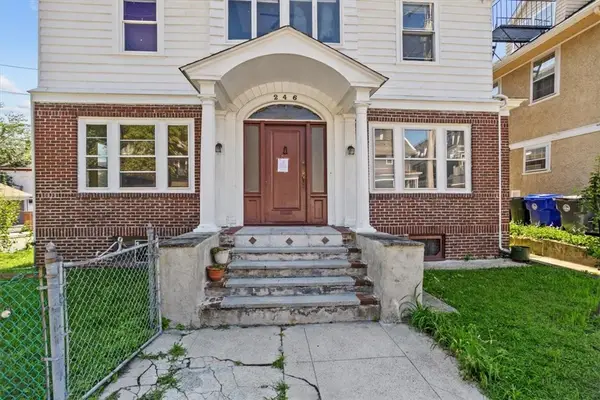 246 Lenox Avenue, Providence, RI 02907
