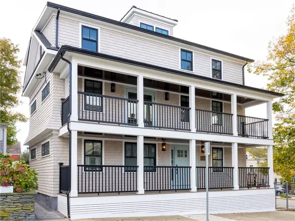 9 Dearborn Street, Newport, RI 02840