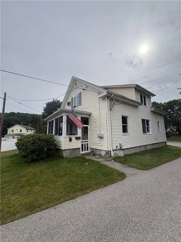 1888 Mendon Road, Woonsocket, RI 02895
