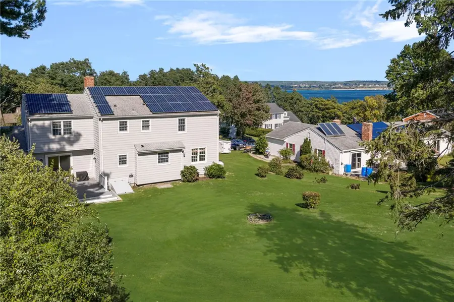65 Sunrise Drive, Portsmouth, RI 02871 - #3