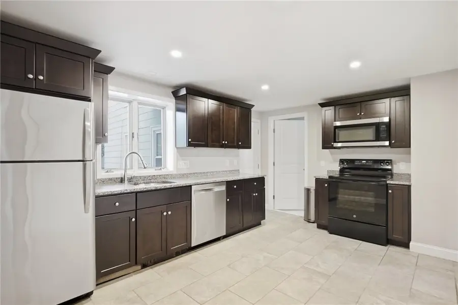 79 Franklin Street, Bristol, RI 02809 - #3