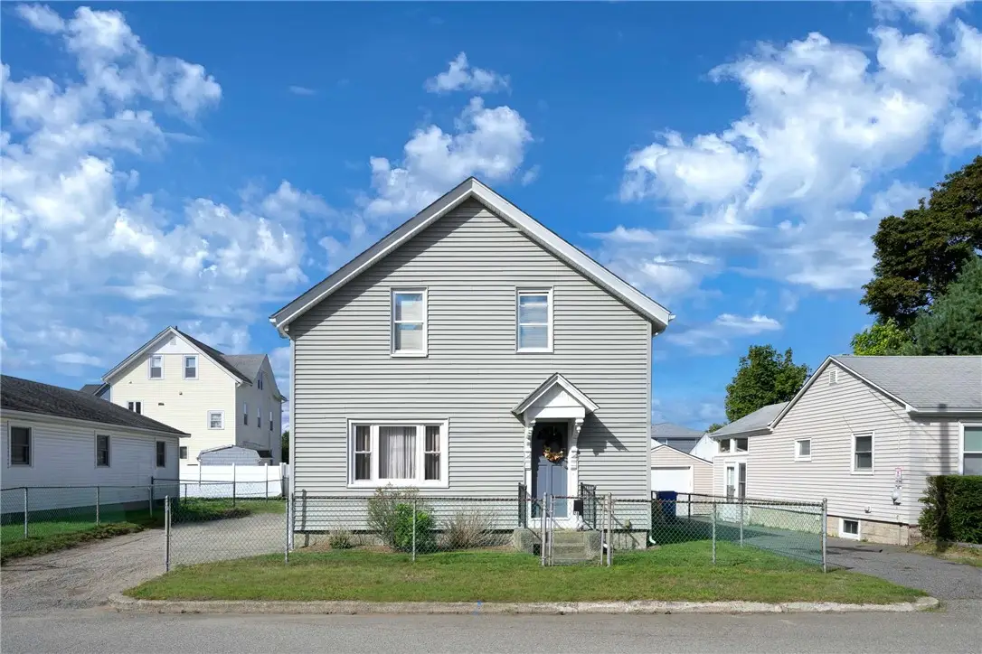 28 Gardner Street, Pawtucket, RI 02861 - #1