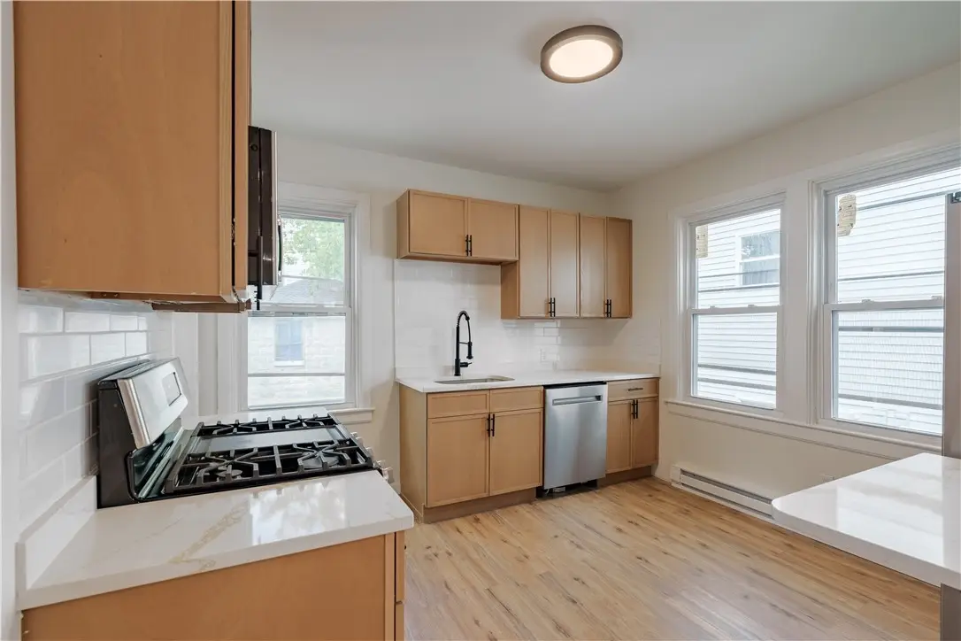 26 Berlin Street, Providence, RI 02908 - #1