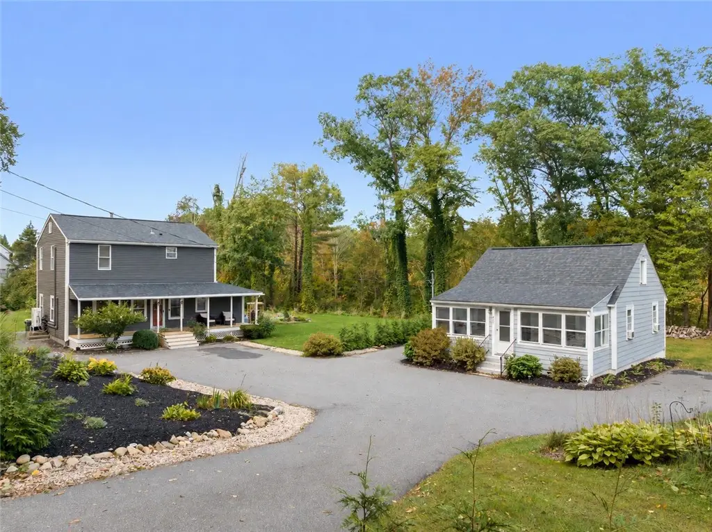 439 Farnum Pike, Smithfield, RI 02917 - #1