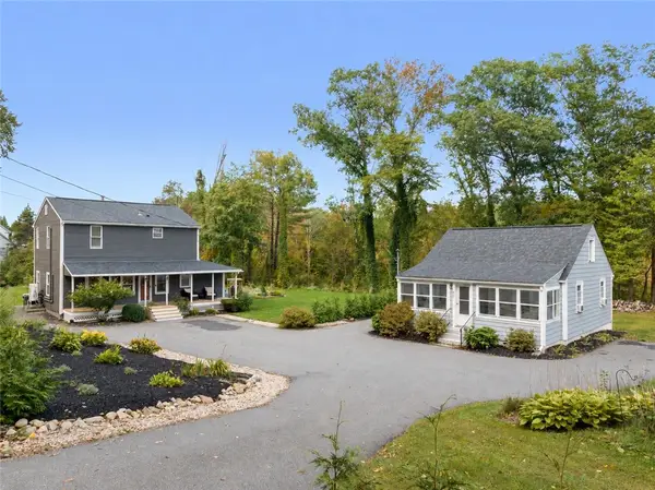439 Farnum Pike, Smithfield, RI 02917