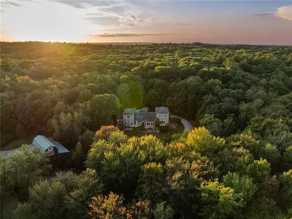 106 Huntinghouse Road, Glocester, RI 02857