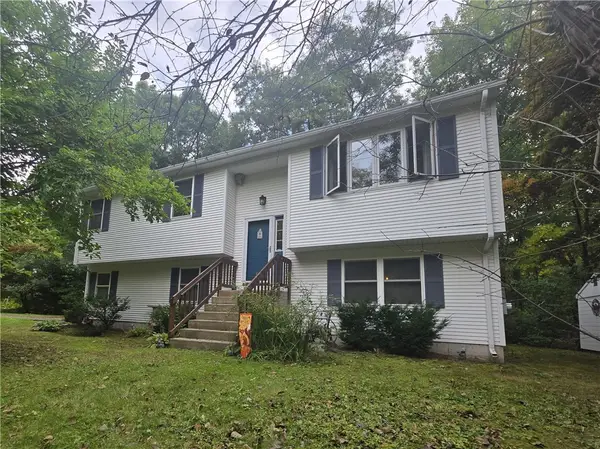 399 Farnum Pike Pike, Smithfield, RI 02917