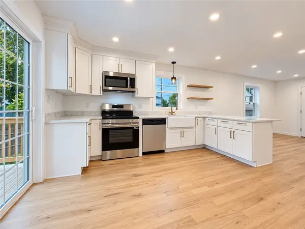 9 Morgan Street, Providence, RI 02907