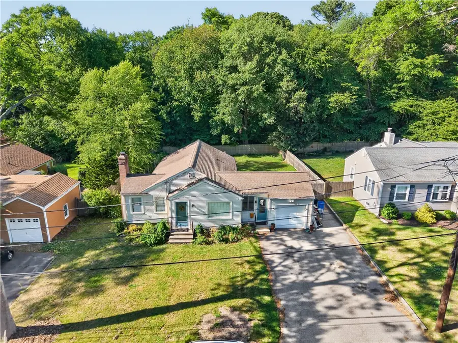 9 Milton Road, Barrington, RI 02806 - #2